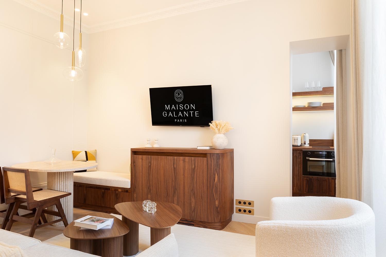 Maison Galante's With Services In La Madeleine - Opera Appartement *
