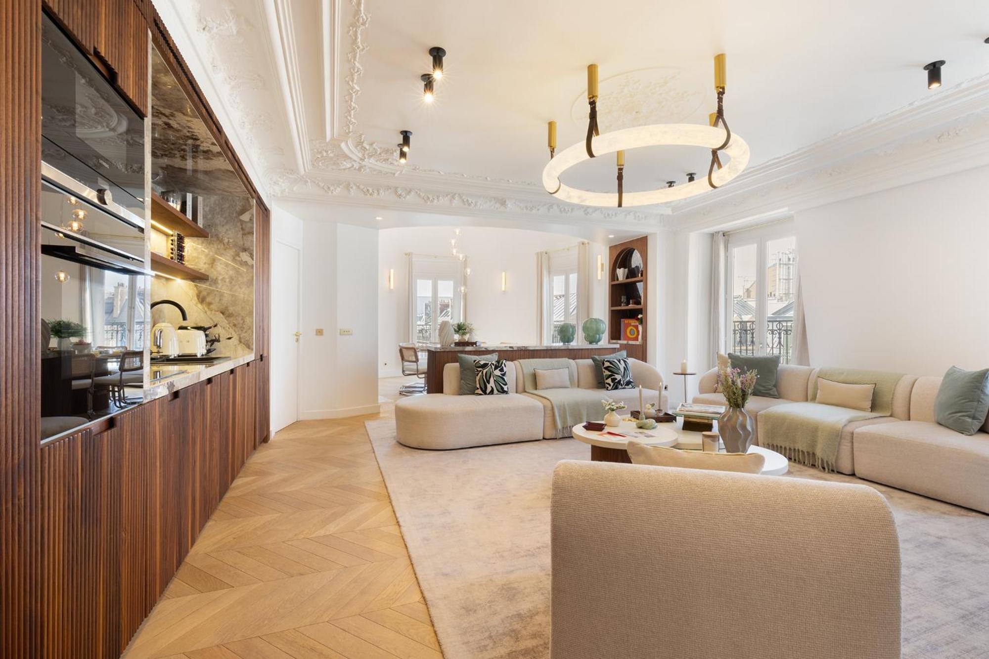 Maison Galante's With Services In La Madeleine - Opera Appartement *