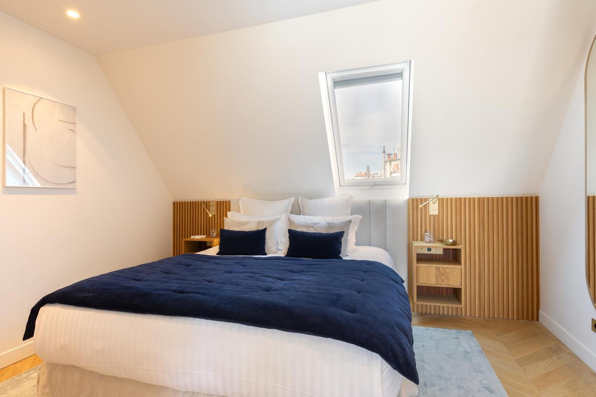 Appartement Maison Galante's With Services In La Madeleine - Opera