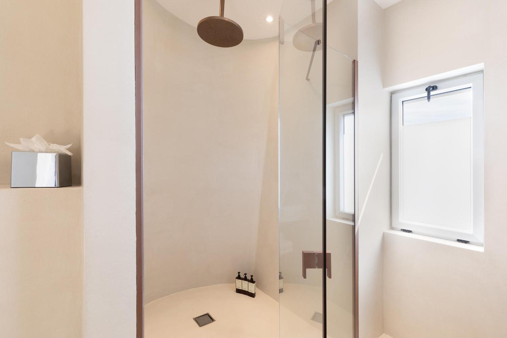 Maison Galante's With Services In La Madeleine - Opera Appartement *